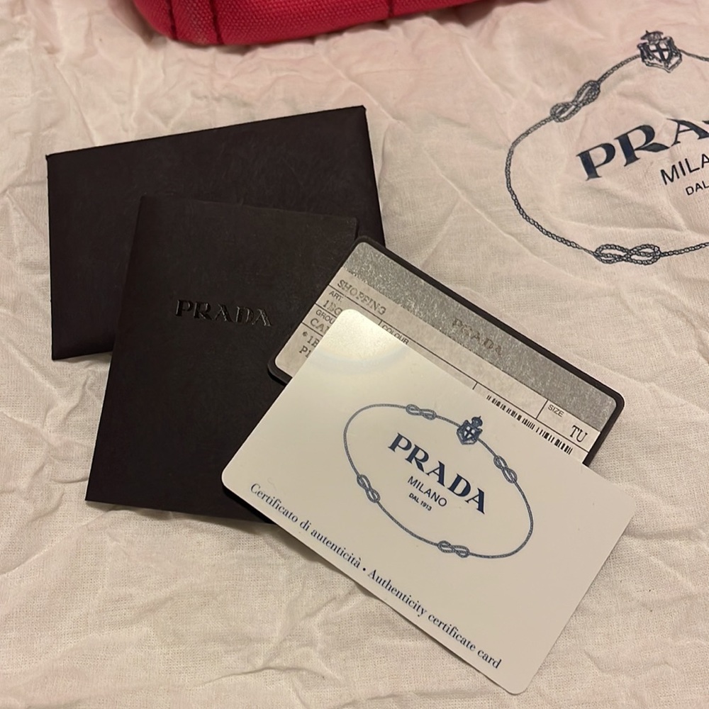 PRADA Bag - Picture 4 of 11